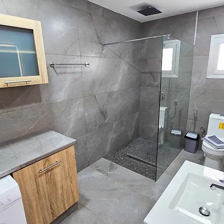 Eviathe Apartment Larnaca